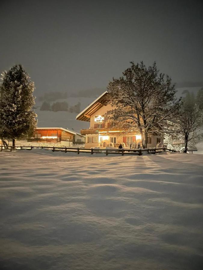 Garni Bergblick Hotel Braies  Ngoại thất bức ảnh