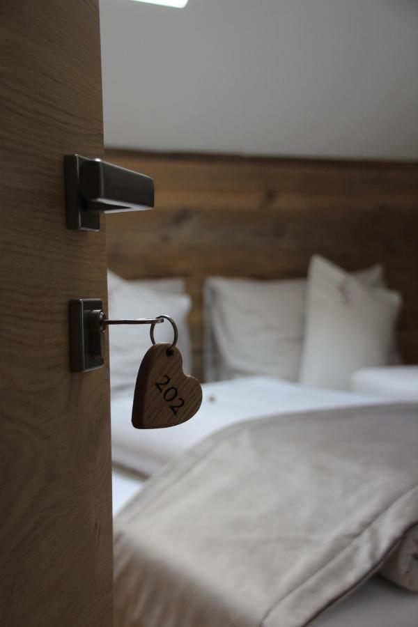 Garni Bergblick Hotel Braies  Ngoại thất bức ảnh