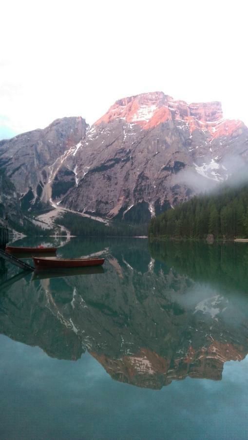 Garni Bergblick Hotel Braies  Ngoại thất bức ảnh